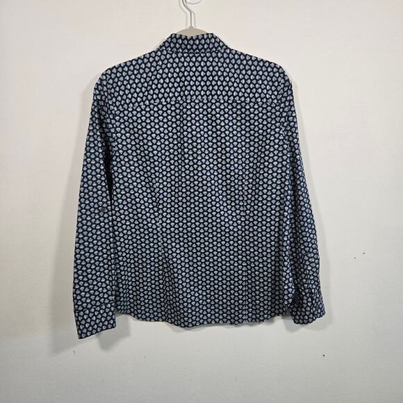 Talbot's Women's Navy Blue Print Blouse. Size 10 - Picture 8 of 10